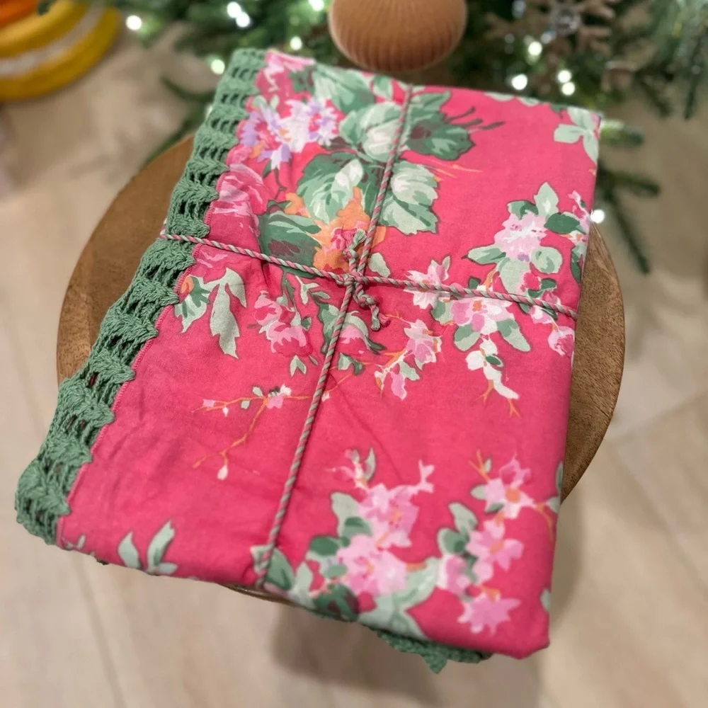 April Cornell spring Cottage rose table cover cloth 60 X 60 embroidered green